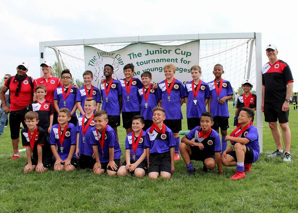 32670636_2087501877933199_1076002445676511232_n