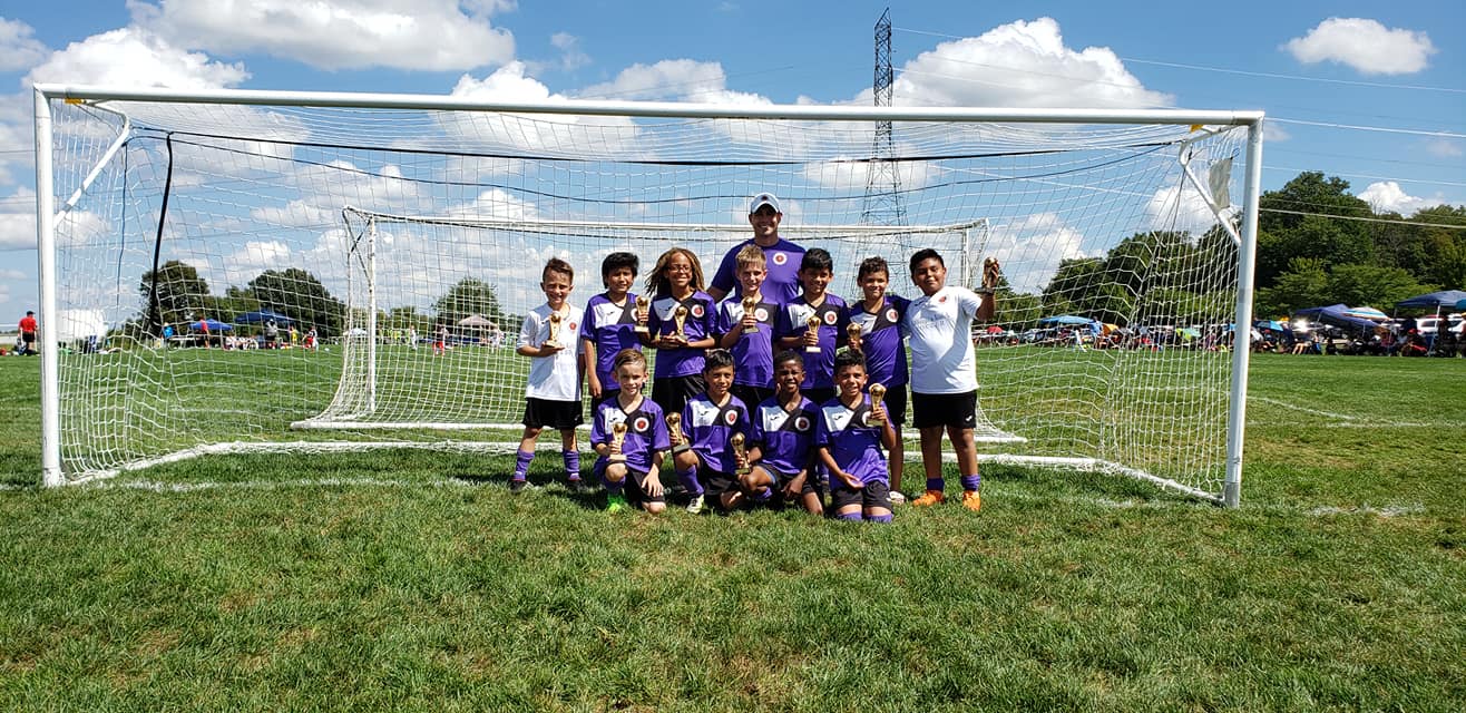 40657871_2260197590663626_5777340812576686080_o